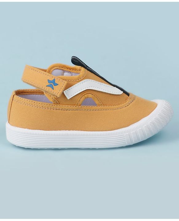 Cute Walk by Babyhug Velcro Closure Solid Casual Shoes - Yellow