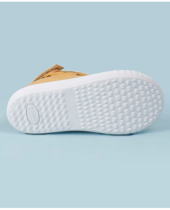 Cute Walk by Babyhug Velcro Closure Solid Casual Shoes - Yellow