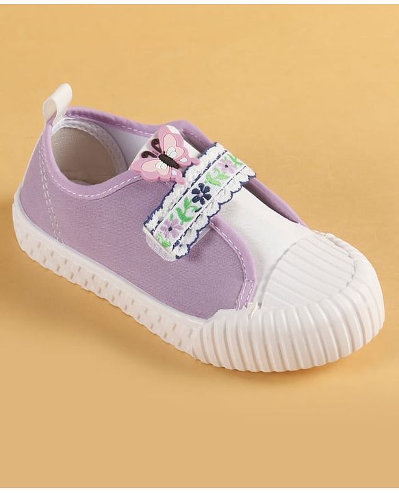 Cute Walk by Babyhug Velcro Closure Casual Shoes With Floral Embroidery & Butterfly Applique - Purple