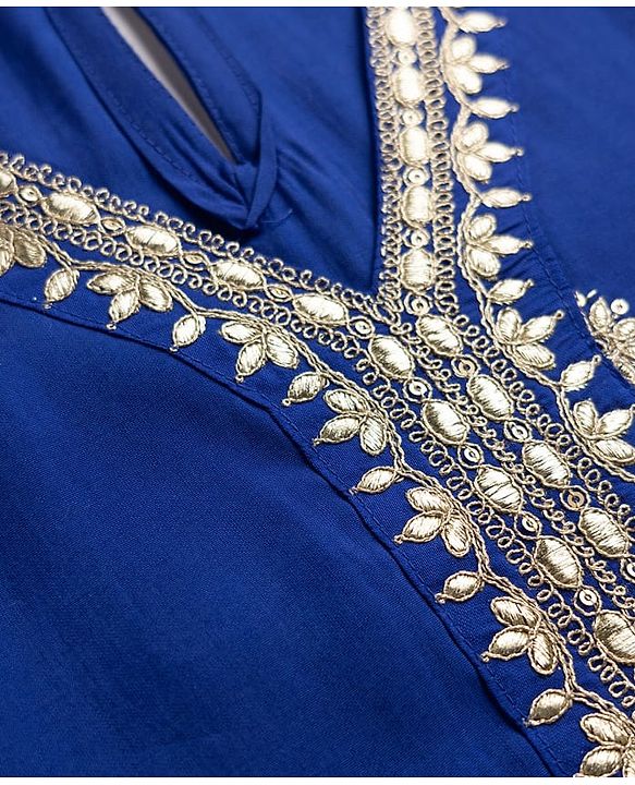 Pine Kids Woven Kurti and Churidar Set with Dupatta with Three Fourth Sleeves and Floral Motifs Embroidery in Royal Blue