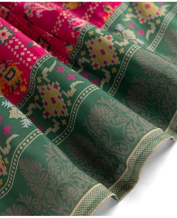 Pine Kids Woven Lehenga Choli Dupatta with Half Sleeves and Geometric Print in Red
