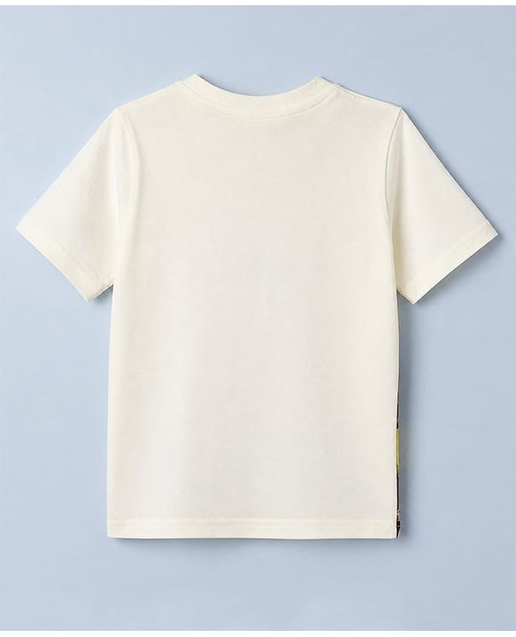 Pine Kids 100% Cotton Knit T-Shirt with Half Sleeves and Landscape Print in Offwhite for 4-5 Years