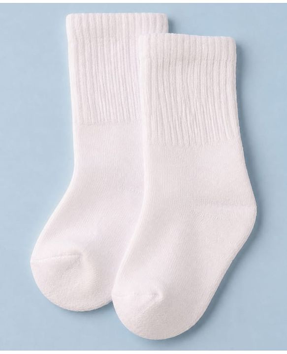 Cute Walk By Babyhug Cotton Terry Knit Ankle Length Solid Socks With Anti-Bacterial - White