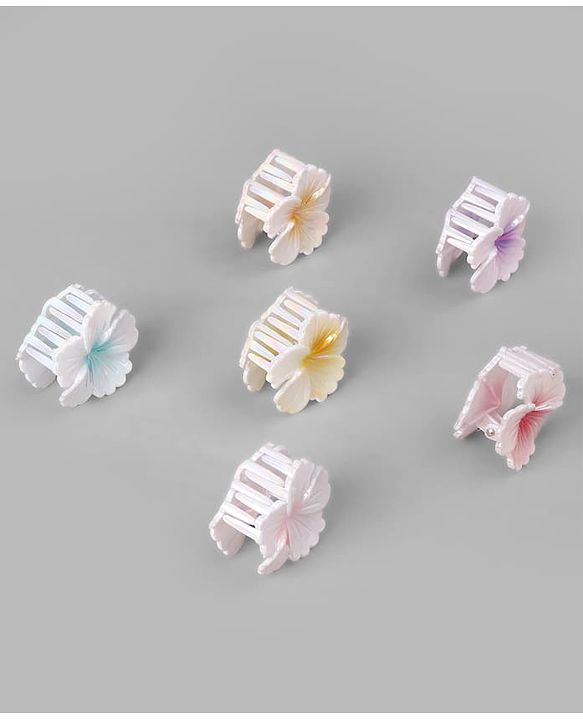 Pine Kids Free Size Hair Pins and Clips Set with Stylish Decorative Floral Designs - White