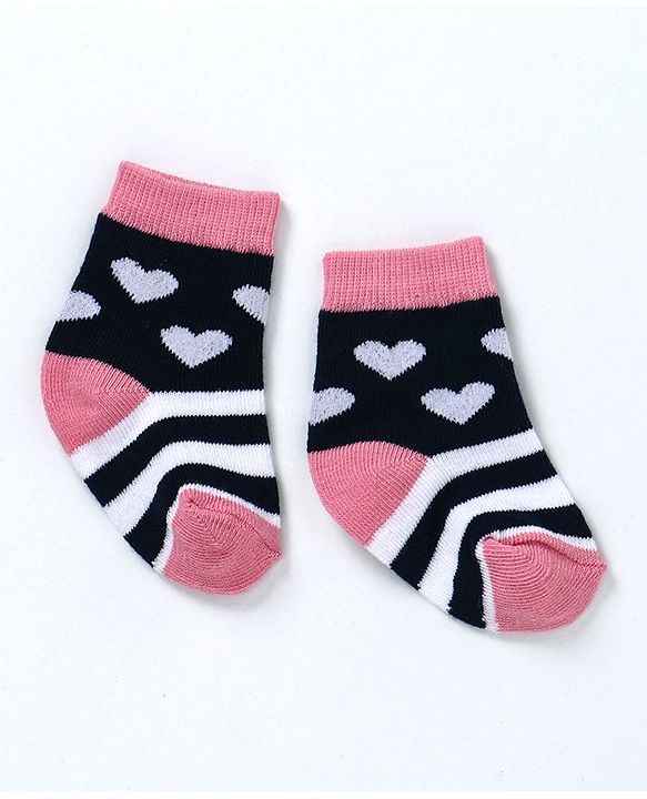 Cute Walk by Babyhug Non Terry Antibacterial Ankle Length Socks Hearts Design - Black Pink - 4-5 YRS Pink