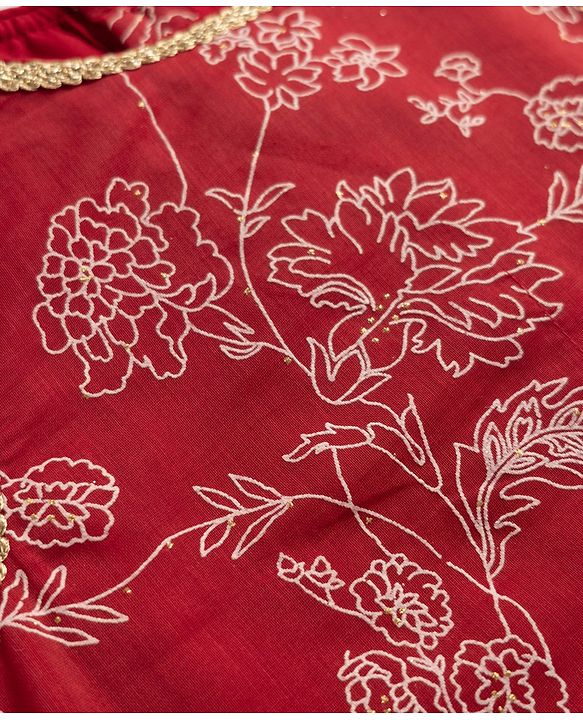 Pine Kids Woven Lehenga Choli and Dupatta with Sleeveless, Full Length and Floral Print in Red