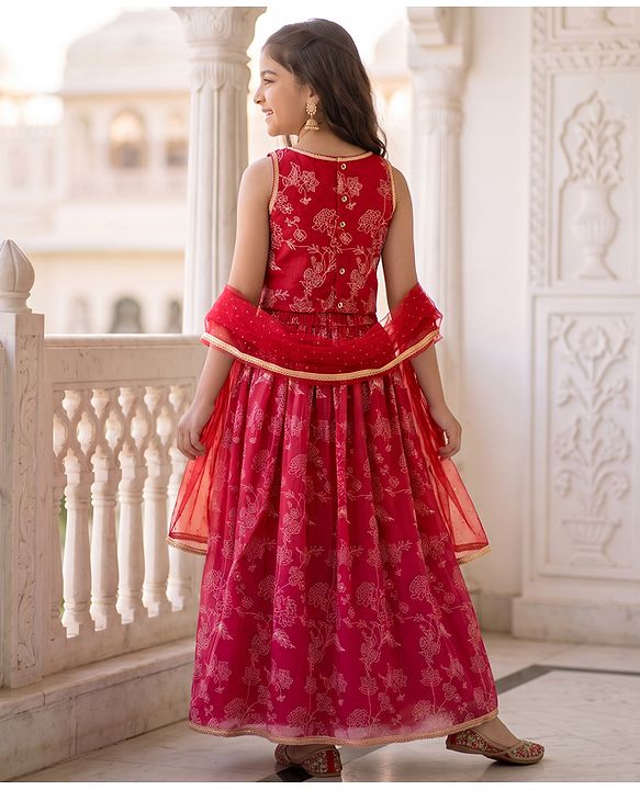 Pine Kids Woven Lehenga Choli and Dupatta with Sleeveless, Full Length and Floral Print in Red