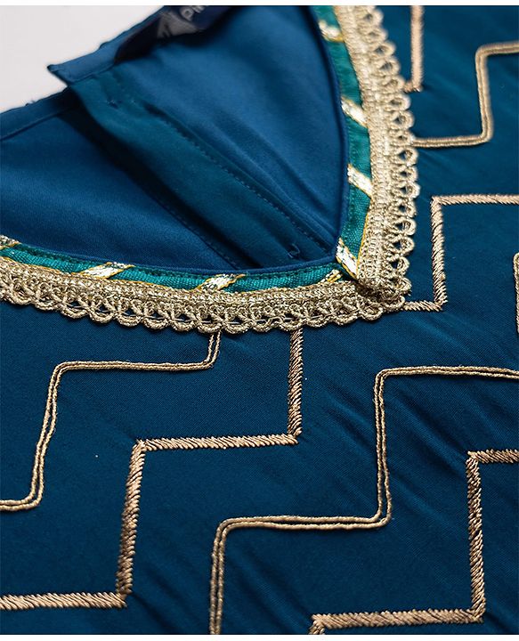 Pine Kids Woven Lehenga Choli with Dupatta Full Sleeves and Chevron Foil Print in Teal Blue