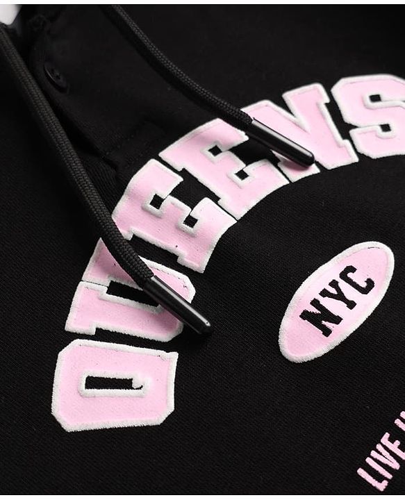 Pine Kids Cotton Mix Knit Sweatshirts with Full Sleeves and Queens Print in Black