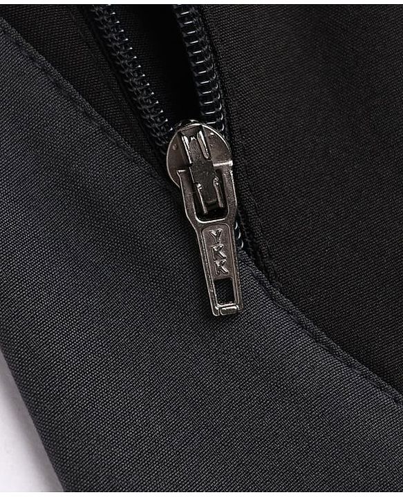 Pine Active Woven Above Knee Length Solid Shorts in Black