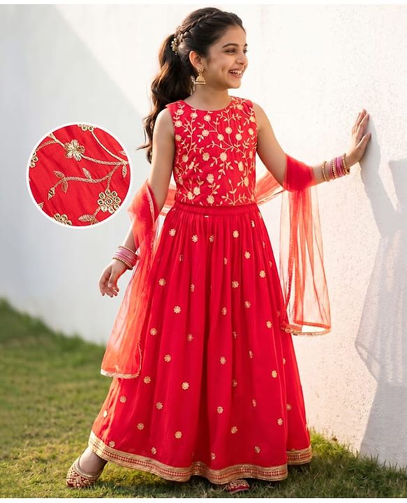 Pine Kids Woven Sleeveless Choli & Lehenga Set With Sequinned Embroidery & Dupatta - Red