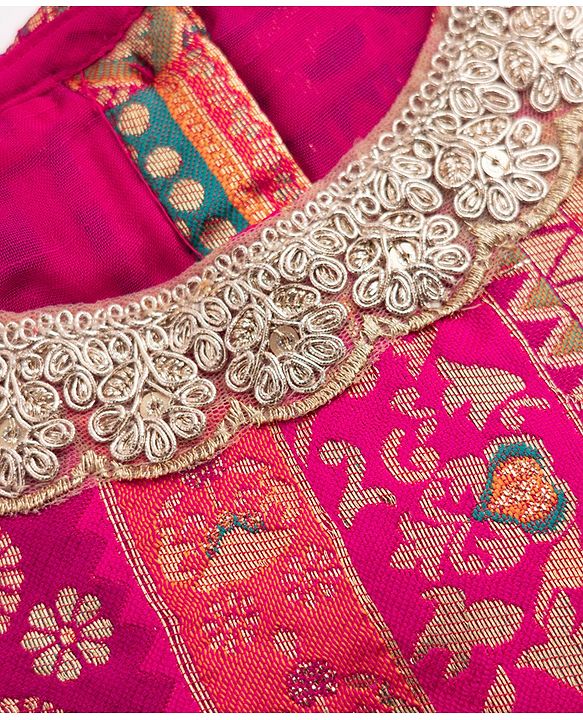 Pine Kids Woven Sleeveless Choli & Lehenga Set With Floral Print & Lace Work & Dupatta - Dark Pink