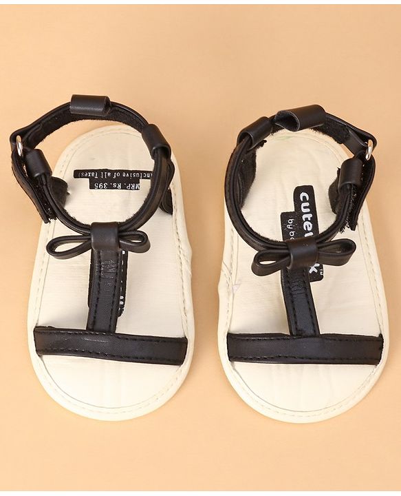 Cute Walk by Babyhug Sandals Style Booties Bow Applique - Black (Sole Color May Vary)