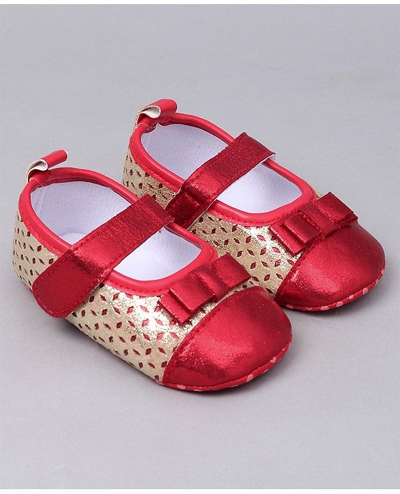 Cute Walk by Babyhug Cut Work Booties - Red