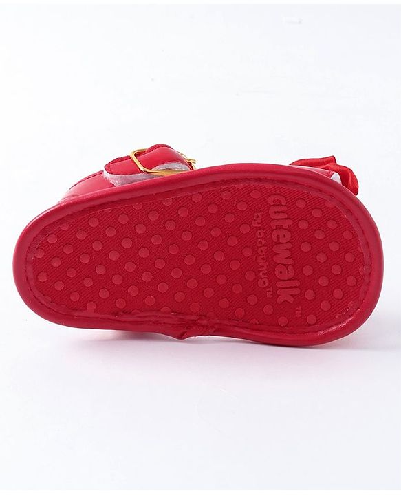 Cute Walk by Babyhug Booties Bow Applique - Red