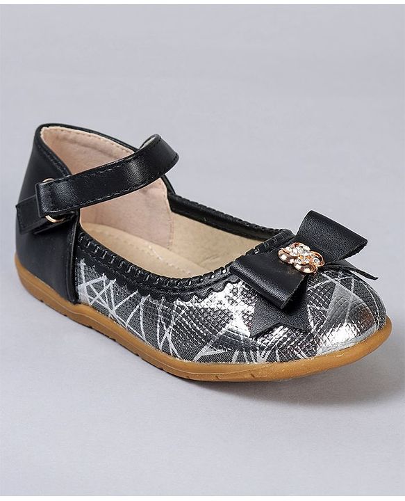 Cute Walk by Babyhug Bellies With Bow Motif - Black