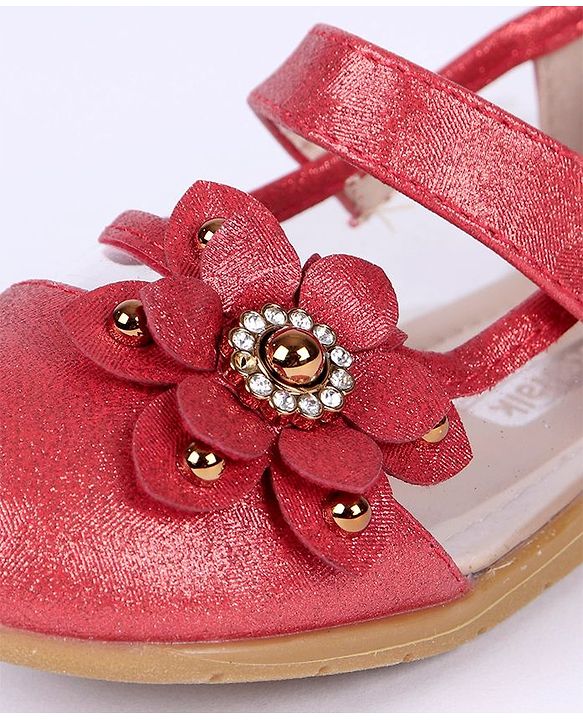 Cute Walk by Babyhug Bellies Floral Motif - Red