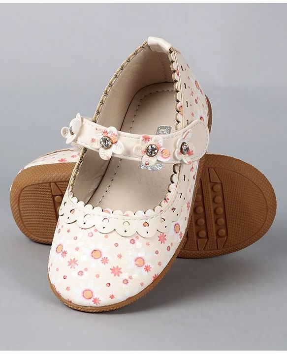 Cute Walk by Babyhug Floral Motif Bellies - Red