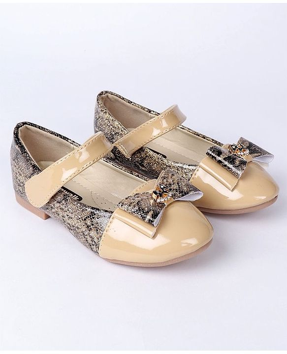 Cute Walk by Babyhug Party Wear Bellies With Bow Motif - Beige