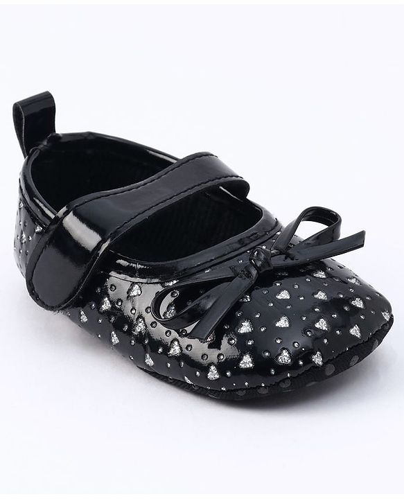 Cute Walk by Babyhug Booties Bow Applique - Black