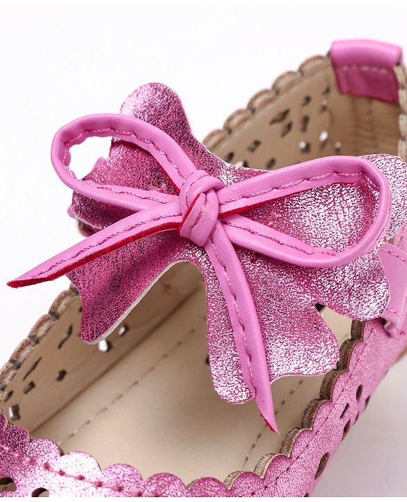 Cute Walk by Babyhug Bellies Bow Applique - Pink - EU 25 Pink