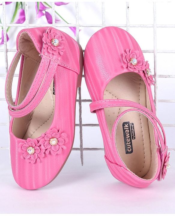 Cute Walk by Babyhug Bellies With Floral Motif - Pink