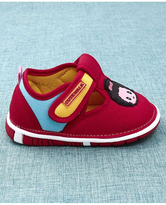 Cute Walk by Babyhug Canvas Musical Shoes Doll Patch - Red