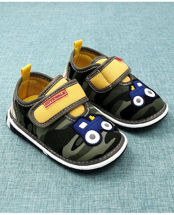 Cute Walk by Babyhug Camouflage Canvas Musical Shoes Engine Patch - Green