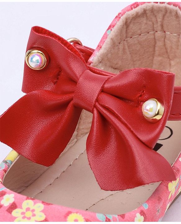 Cute Walk by Babyhug Floral Printed Bellies - Pink