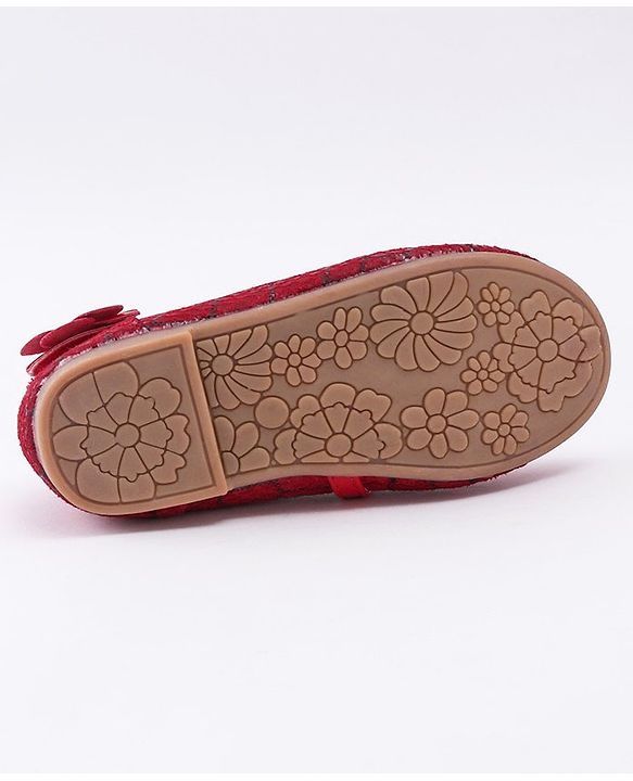 Cute Walk by Babyhug Bellies Bow & Floral Motif - Red