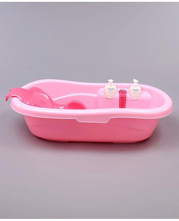 Babyhug Bath Tub Set With Bath Wash  - Pink