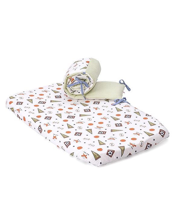 Babyhug Premium Cotton Head Support Bumper with Fitted Sheet for Cradle- Sports Theme