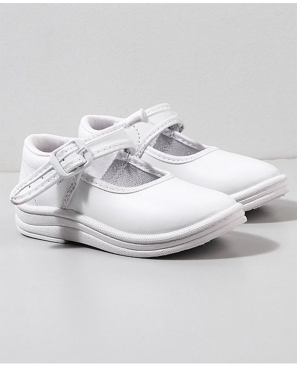 Cute Walk by Babyhug School Shoes - White