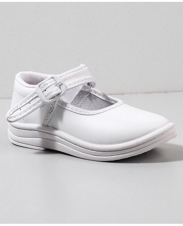 Cute Walk by Babyhug School Shoes - White