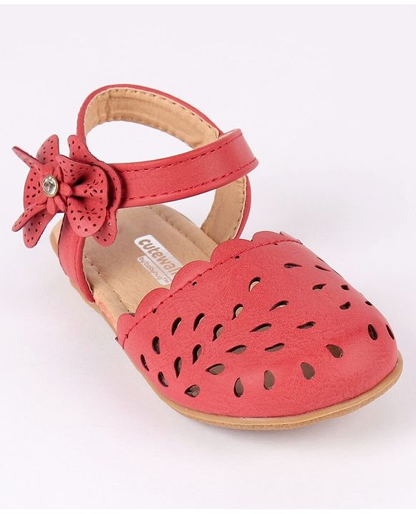 Cute Walk by Babyhug Party Wear Belly Shoes Bow Detailing - Red
