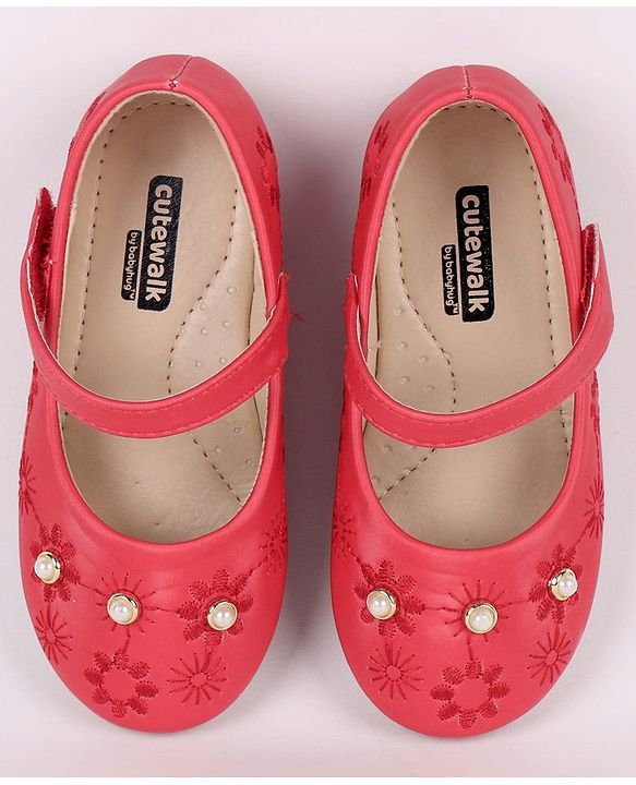Cute Walk by Babyhug Party Wear Belly Shoes Bead Detailing - Red