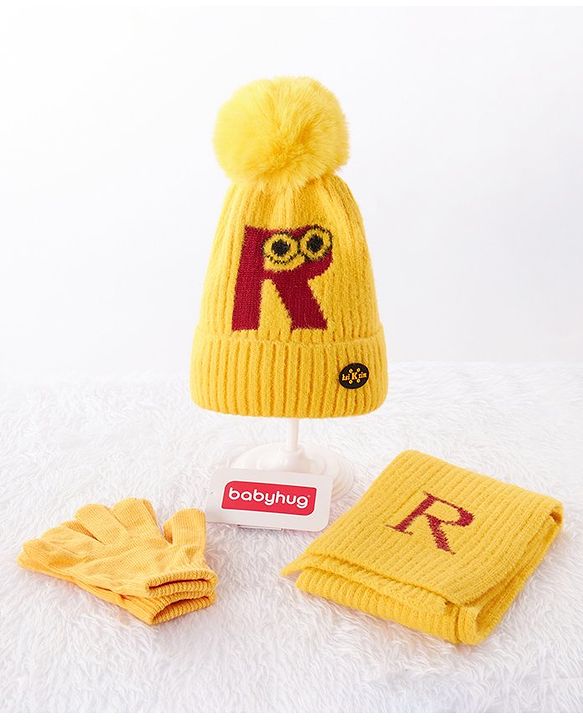 Babyhug Woollen Cap & Gloves With Muffler Alphabet R Design Yellow - Diameter 12 cm