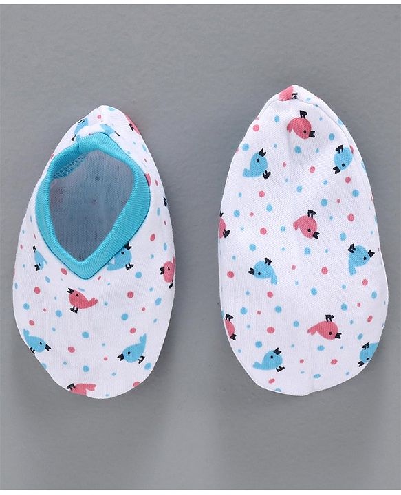 Babyhug 100% Cotton Cap Mittens & Booties Set Blue White -  Diameter 10 cm