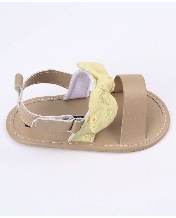 Cute Walk by Babyhug Sandals Style Booties Bow Applique - Yellow Brown