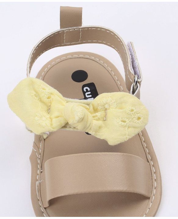 Cute Walk by Babyhug Sandals Style Booties Bow Applique - Yellow Brown