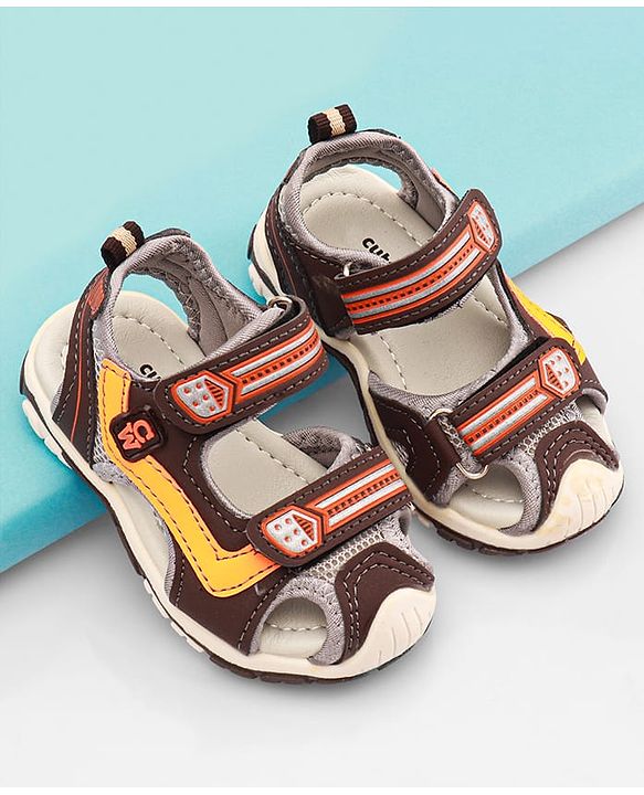 Cute Walk by Babyhug Velcro Closure Solid Sandals - Brown