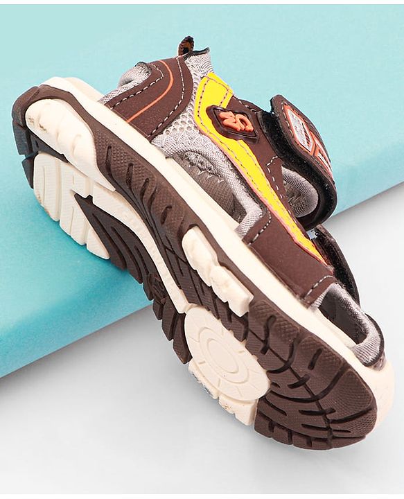 Cute Walk by Babyhug Velcro Closure Solid Sandals - Brown
