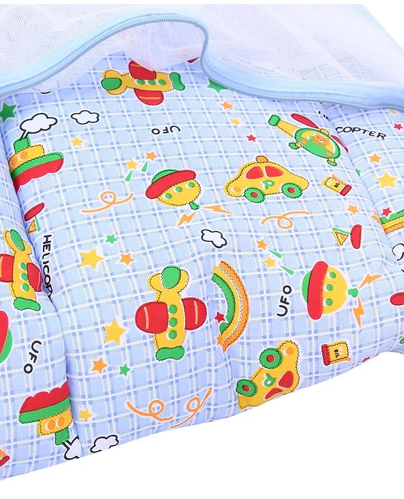 Babyhug Cotton Bedding Set With Center Zip Mosquito Net Transport In Star Print- Blue