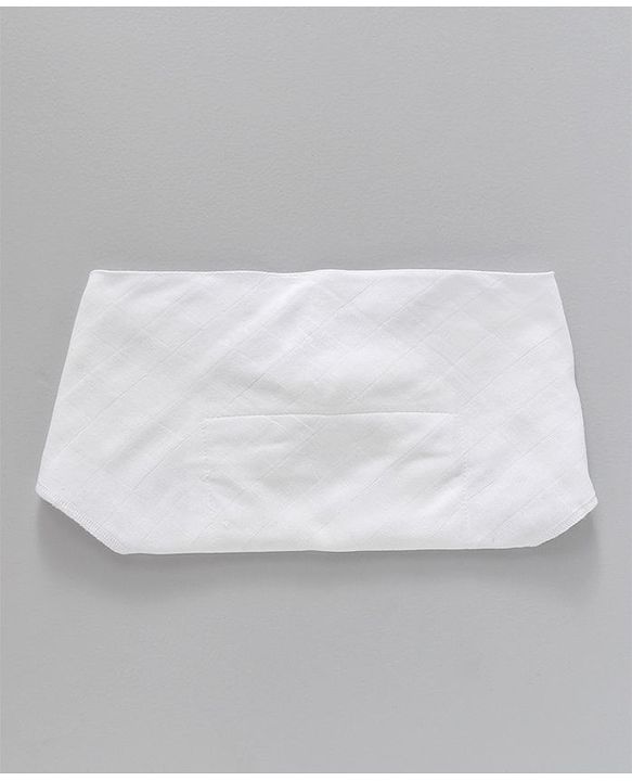 Babyhug 100% Cotton Triangle Cloth Nappies Large Set Of 5 - White