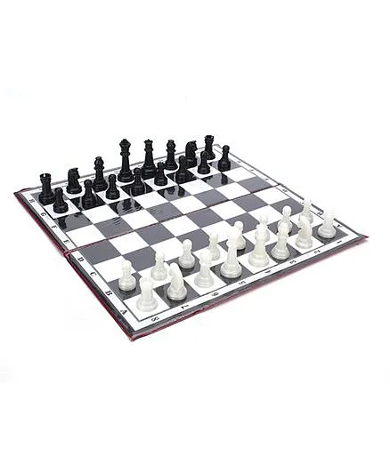 Clipboard Magnetic Chess Set