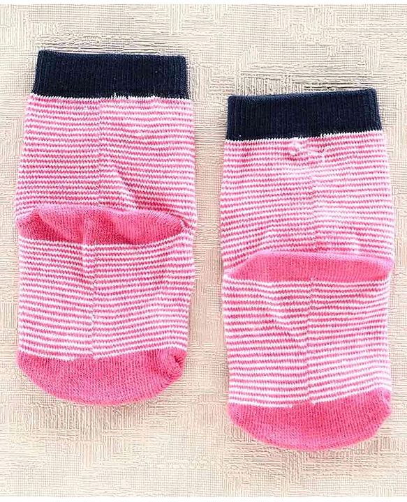 Cutewalk By Babyhug Anti Bacterial Ankle Length Socks Polar Bear Design Pack of 2 - Pink