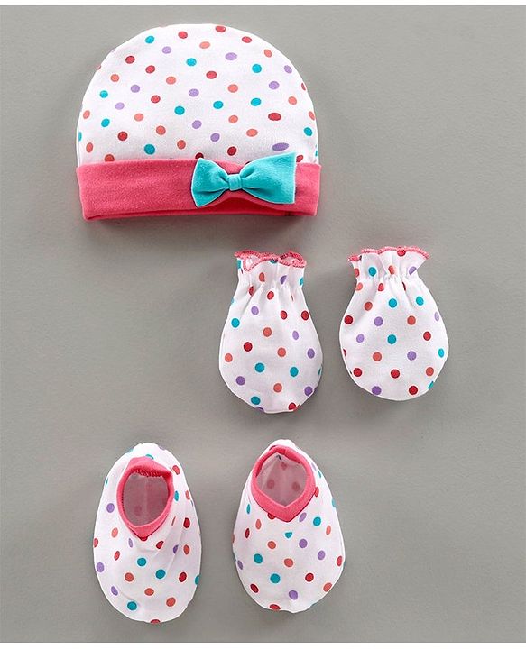 Babyhug 100% Cotton Printed Cap & Mittens With Booties White Pink - Diameter 11 cm