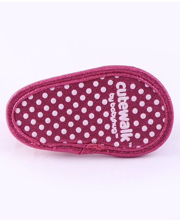 Cute Walk by Babyhug Booties Kitty Embroidery - Pink