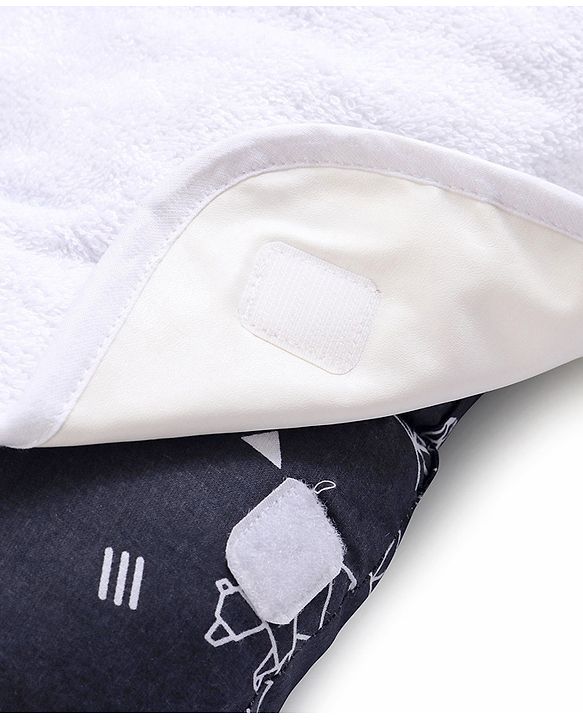 Babyhug 100% Cotton Premium Baby Lounger With Waterproof Sheet Geometric Animals Print - Black