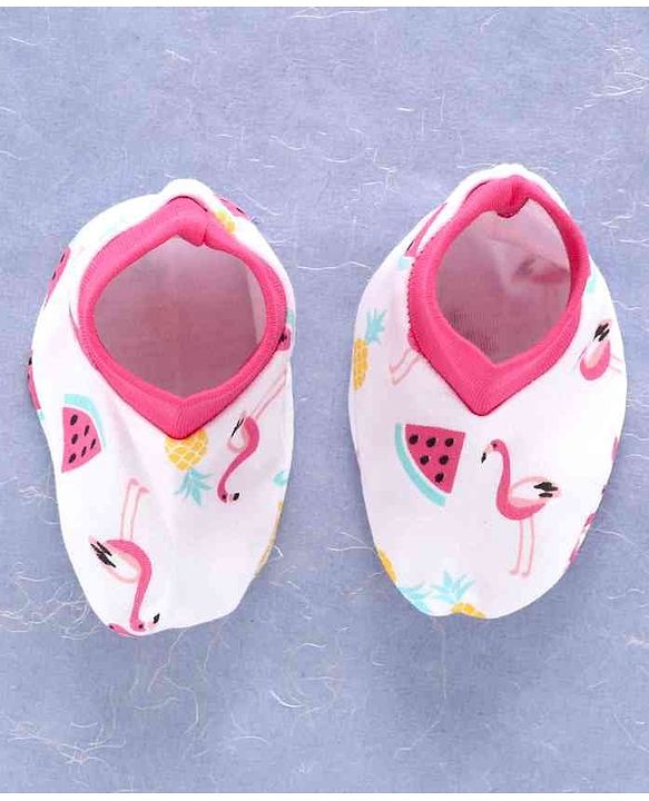 Babyhug 100% Cotton Cap Mitten & Booties Pink - Diameter 11.5 cm
